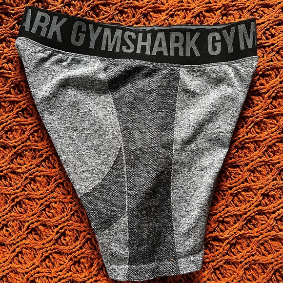 GymShark Workout Shorts - Picture 3 of 4